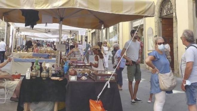 Fiera A Due Velocita Buon Afflusso In Centro Vuoti Nel Parco La Morsa Dei Locali Cronaca