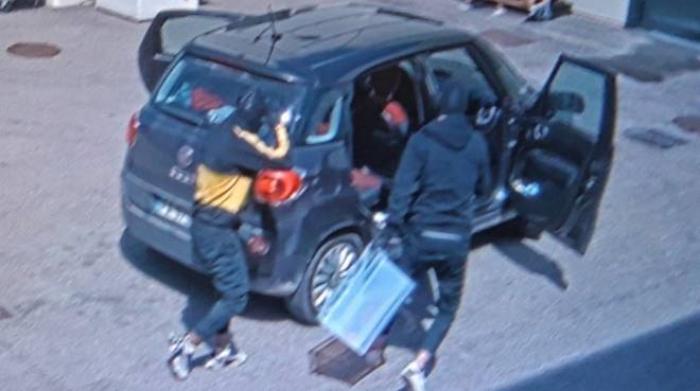 Assalto Alla Gioielleria Del Centro Commerciale Di Castel Maggiore Cronaca Ilrestodelcarlino It