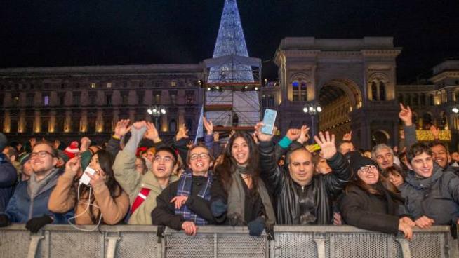 Pochi Soldi E Incubo Contagi A Milano Capodanno Low Cost Cronaca Ilgiorno It