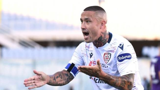 Calciomercato Il Cagliari Tenta Ancora Nainggolan Juve E Roma A Caccia Di Attaccanti Sport Calcio