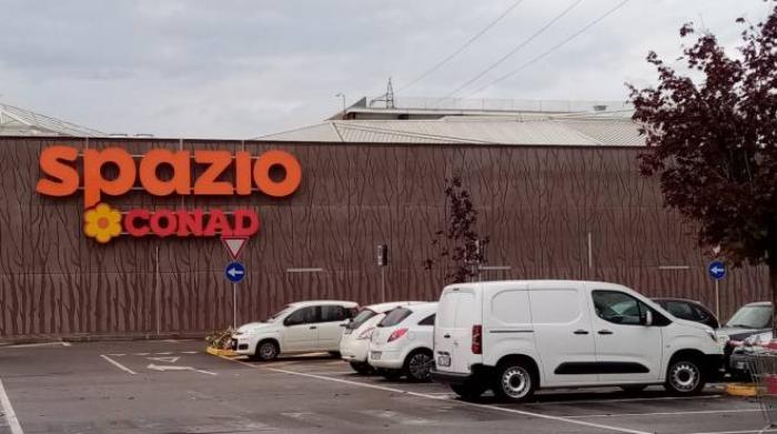 san rocco il debutto di conad fra attese e proteste cronaca ilgiorno it