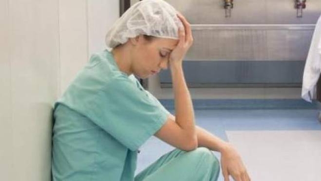 L Infermiera Con Il Doppio Lavoro Separata Lo Stipendio Non Basta Cronaca Ilgiorno It