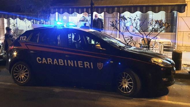 Sesto Occupa Parcheggio Davanti A Una Casa Picchiato Con Il Calcio Di Una Pistola Cronaca