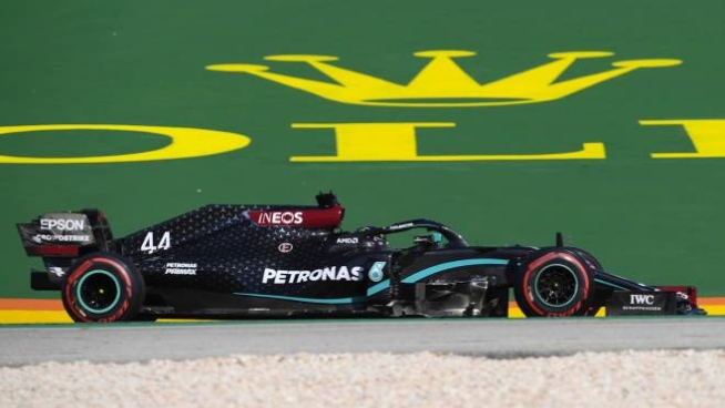 Formula 1 Gp Portogallo 2020 Hamilton Pole Davanti A Bottas Leclerc Quarto La Griglia Sport Formula1