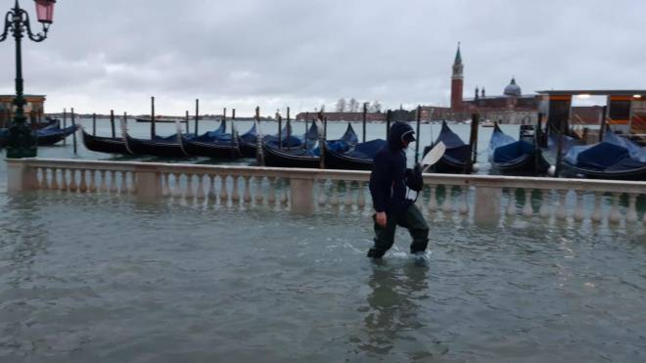 Maltempo Italia Allerta Senza Fine Venezia Allagata Acqua Alta E Niente Mose Cronaca