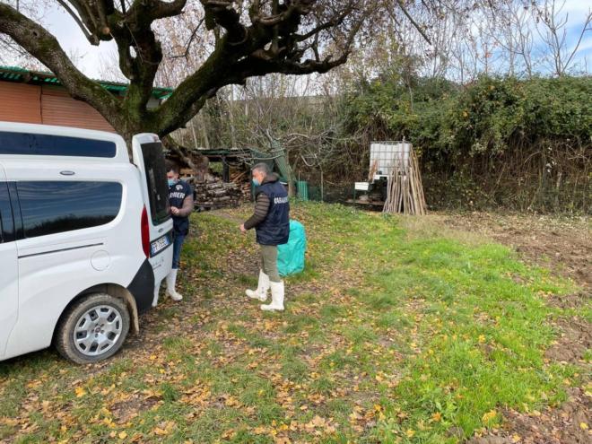 Resti umani sul campo a Firenze, altro orrore: terza valigia, questa volta una donna vittima