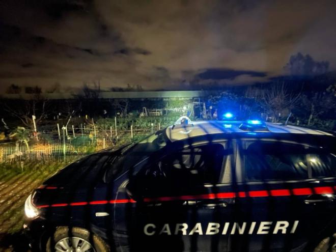 Resti umani sul campo a Firenze, altro orrore: terza valigia, questa volta una donna vittima