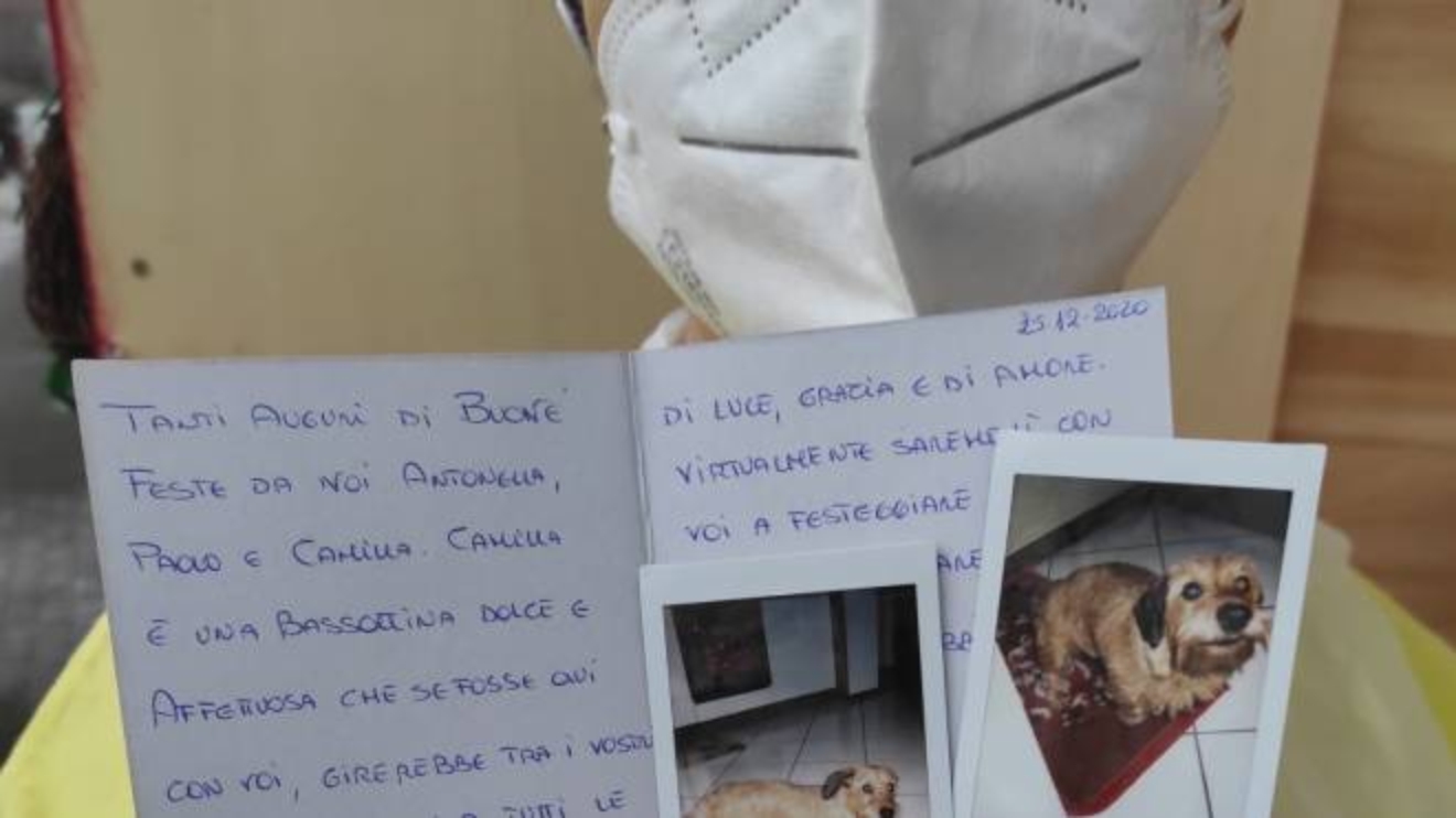 Covid Natale Cassette Per Le Lettere Fuori Dalla Casa Di Riposo A Reggio Emilia Cronaca