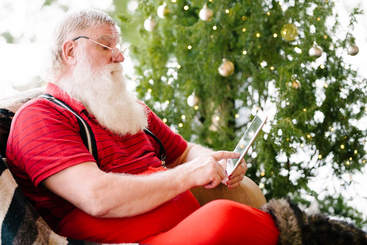 Babbo Natale Esiste Ma Solo Sui Social Era Uno Scherzo Ora Mi Chiedono I Doni Cronaca