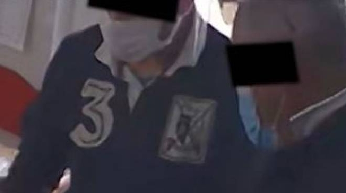 pusher derubati da quattro ghisa si vede il portafogli no no cronaca ilgiorno it