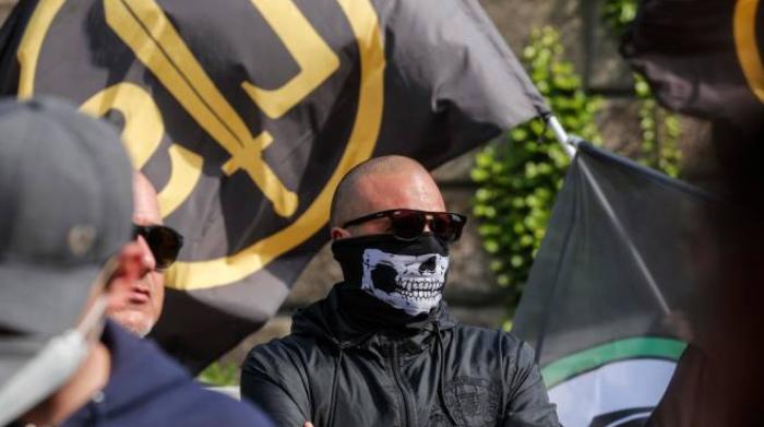 Corteo Di Forza Nuova A Roma L Ira Di Raggi L Italia E Antifascista Cronaca Quotidiano Net