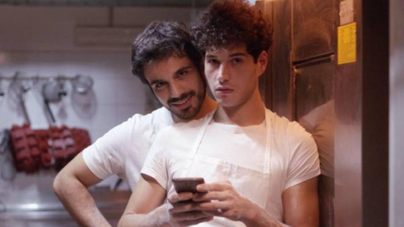 maschile singolare il film italiano esce su prime video magazine quotidiano net
