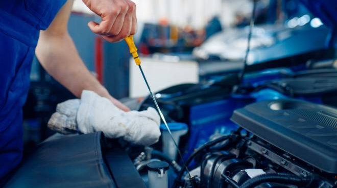 Revisione auto più cara, da novembre scatta l'aumento: ecco quanto spenderemo - Economia