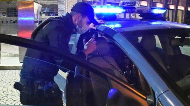 Roma spaccio, 14 arresti in poche ore. Fra i fermati una mamma pusher - Cronaca - quotidiano.net