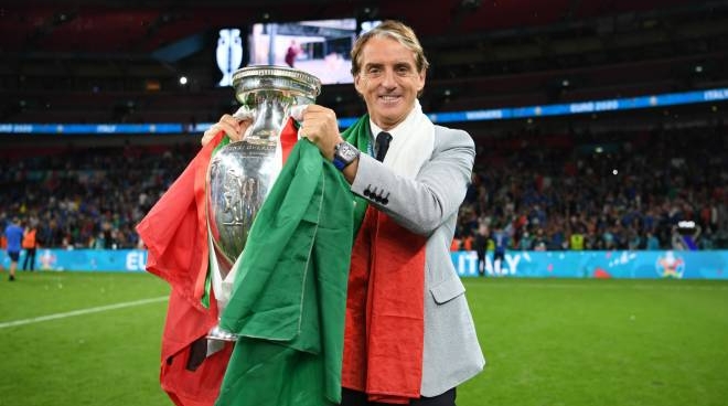 Roberto Mancini a Jesi: toccata e fuga prima delle vacanze - Cronaca - ilrestodelcarlino.it