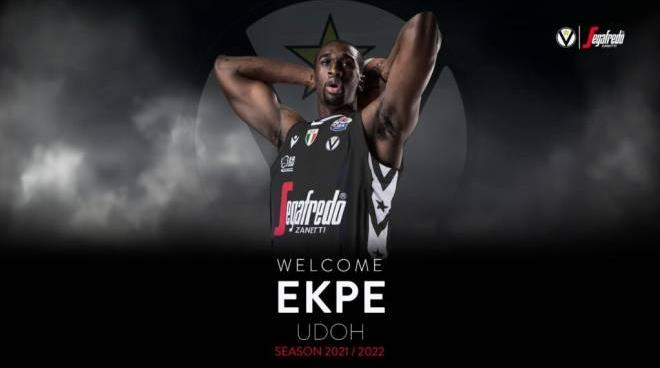 Virtus Bologna Ufficiale L Arrivo Del Centro Udoh Sport Basket Ilrestodelcarlino It Virtus Bologna Calendario 2022