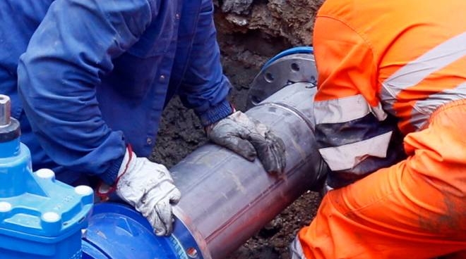 Firenze, trenta ore con l'acqua a singhiozzo: ecco quando e perché - Cronaca - lanazione.it