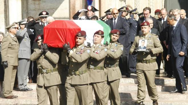 Il funerale di Lorenzo D’Auria a Modena nel 2007