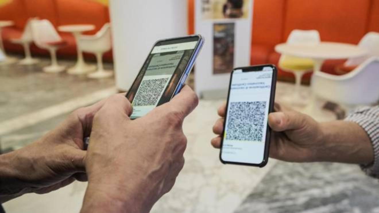 il 15 ottobre l obbligo di green pass al lavoro controlli e privacy i nodi da chiarire cronaca