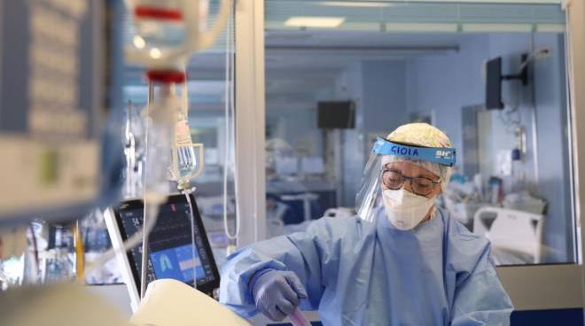 influenza 2021 i primi due casi a varese e torino i virus sono del tipo a h3 cronaca