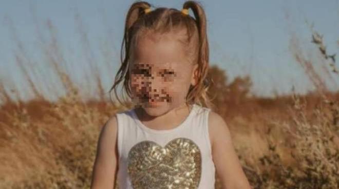 Foto de Cleo Smith, 4, publicada por la policía