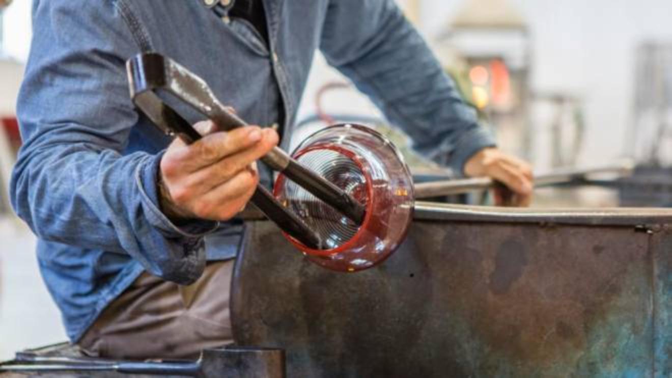 Murano, caro bollette: nessuno sconto sul gas per le vetrerie artistiche - Politica - ilrestodelcarlino.it