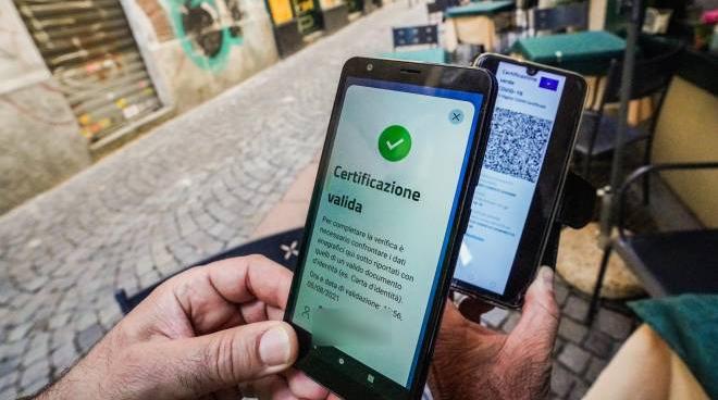 super green pass nuovo decreto in vigore dal 6 dicembre ecco cosa cambia cronaca lanazione it