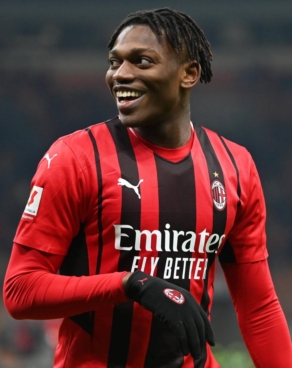 Rafael Leo, 22, 5 gols neste campeonato: Graças ao ombro de Ibra que cresceu exponencialmente este ano.