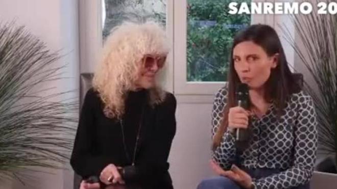 Sanremo 2022 Donatella Rettore Torna A Cantare Dopo Tumore Al Seno Testimonio La Vita Spettacoli