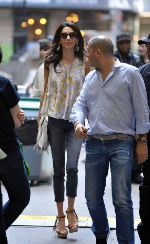 Amal E George Tenerezze Sul Set Magrezza Eccessiva Per Lei Cronaca Quotidiano Net