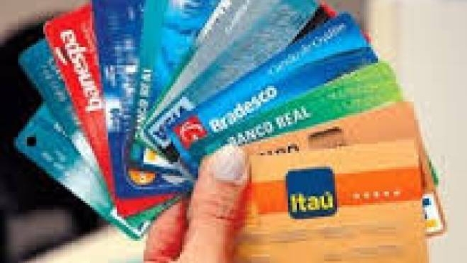 Da Londra A Milano Per Fare Shopping Ma Le Carte Di Credito Sono Clonate Arrestati Due Truffatori Cronaca