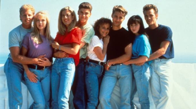 Luke Perry con il cast di Beverly Hills 90210 (Afp) Luke Perry con il cast di Beverly Hills 90210 (Afp)