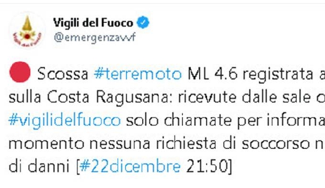 Il tweet dei Vigili del Fuoco (Ansa)