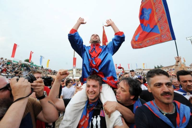 La Flora vince il Palio 2018 La Flora vince il Palio 2018