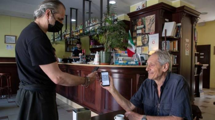 Reglas de la Zona Amarilla: Desde bares hasta toques de queda para viajar. Qué puede hacer él Reglas de la Zona Amarilla: Desde bares hasta toques de queda para viajar. Qué puede hacer él