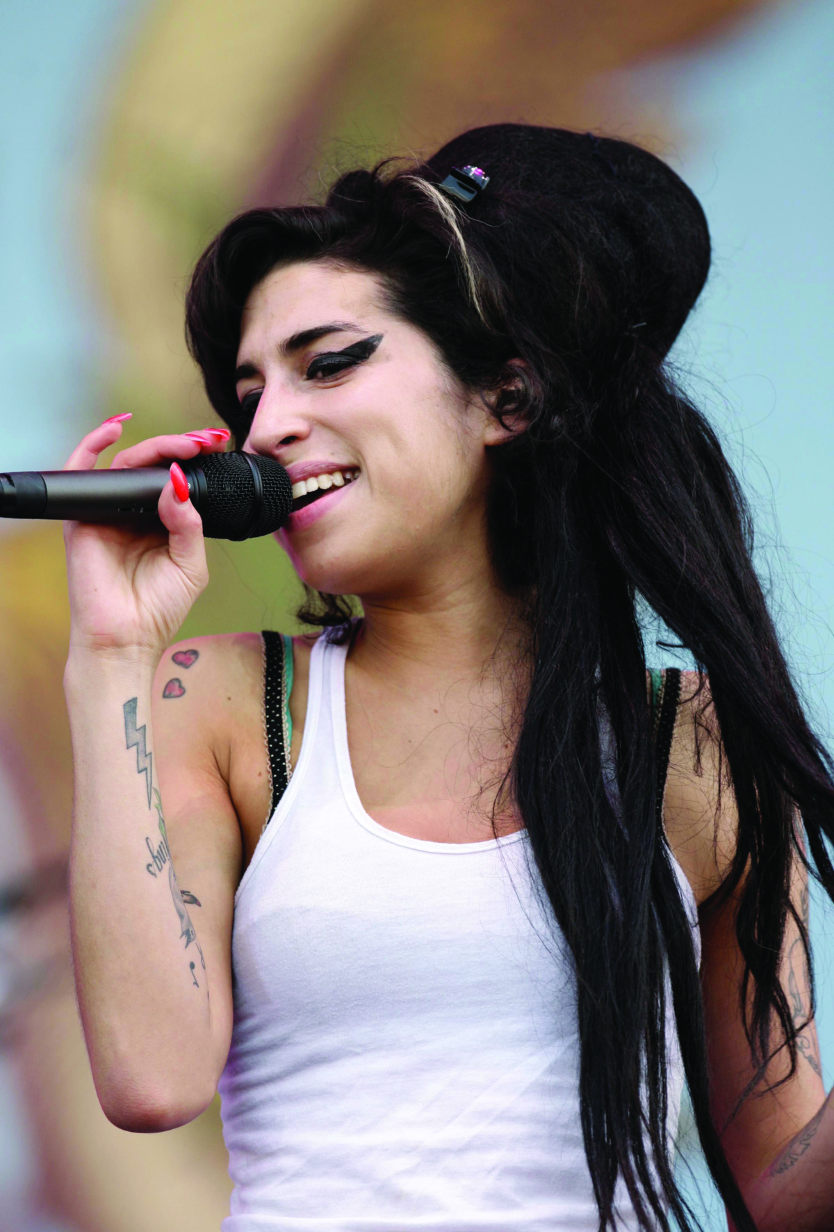 Amy Winehouse a Life in 10 Pictures