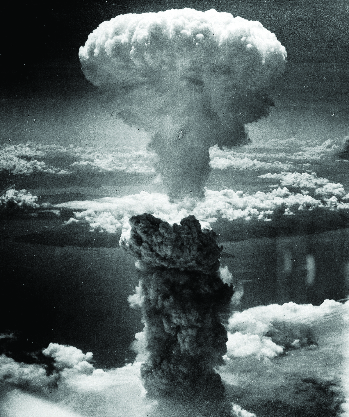 Storia della bomba atomica
