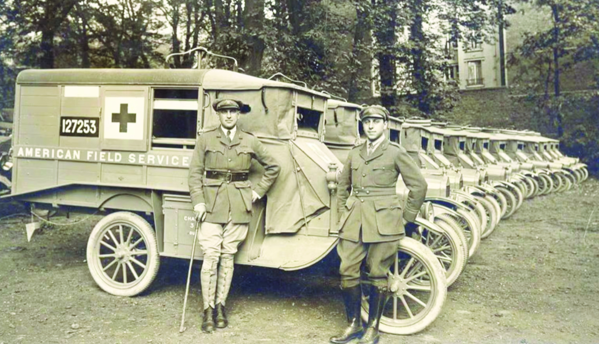 Un'ambulanza al fronte