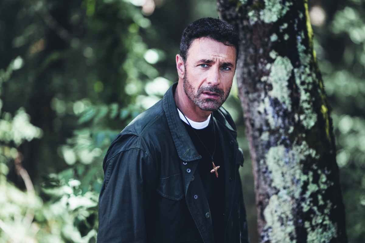 Don Matteo 15-Prima puntata: Un angelo caduto dal cielo