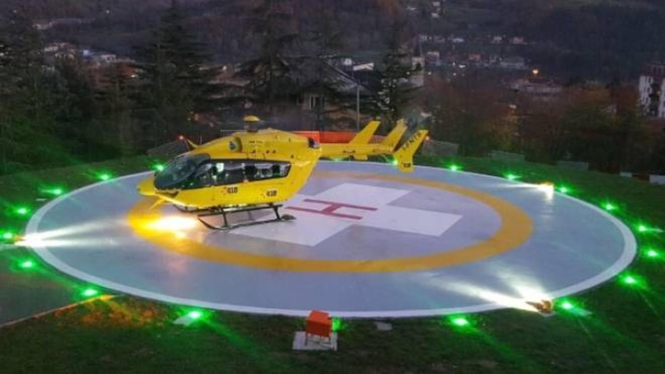 emilia romagna ecco il nuovo elicottero per il soccorso cronaca ilrestodelcarlino it